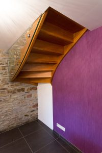 Konzeptsaal Schreinerei Vianden Luxemburg Einfamilienhaus Wohnen Treppe
