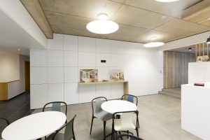 Arbeiten Büro Wandverkleidung Konzeptsaal Schreinerei Luxembourg