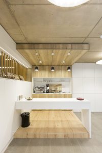 Küche Büro Theke Konzeptsaal Schreinerei Luxembourg