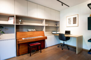 Wohnzimmer Einbauschrank Schreibtisch Konzeptsaal Schreinerei Luxembourg